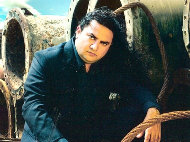 Singer Tahir Shah created a sensation by announcing his Hollywood debut